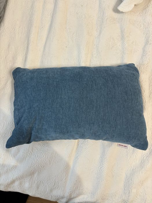 conjunto de almofadas em tons de azul
