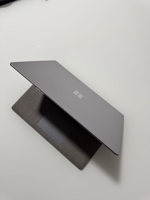 Microsoft Surface Laptop 2 13”