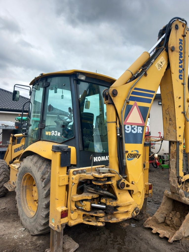 Koparko-ładowarka KOMATSU WB93R5 2007 rok