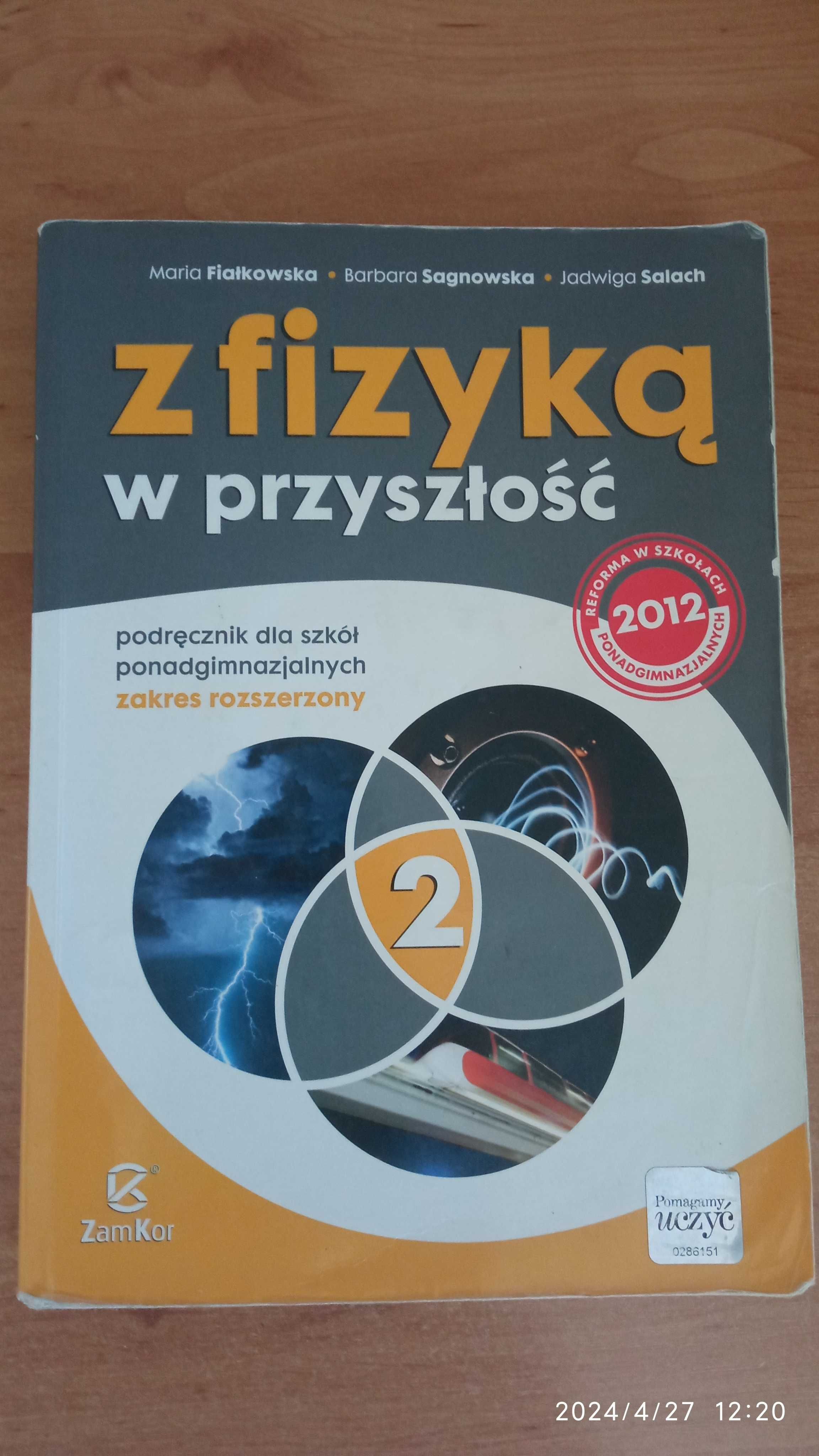 Zestaw różnych książek