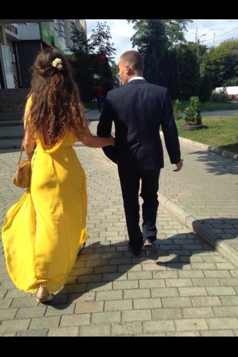 Желтое платье love republic