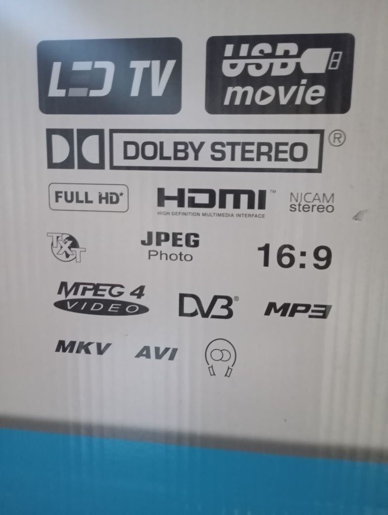 TV/SmartTV/ Silver 43"full hd
