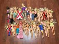 Barbies e acessórios