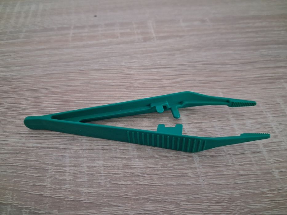 Pęseta zielona 12cm dla mrówek do formikarium