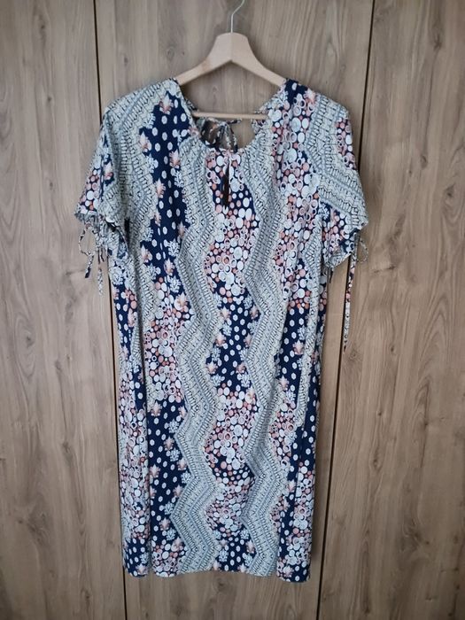Sukienka letnia rozmiar 46