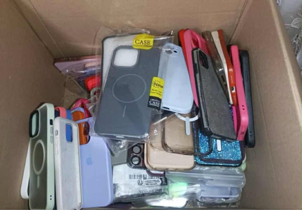 Продам лот чохлів Iphone / samsung