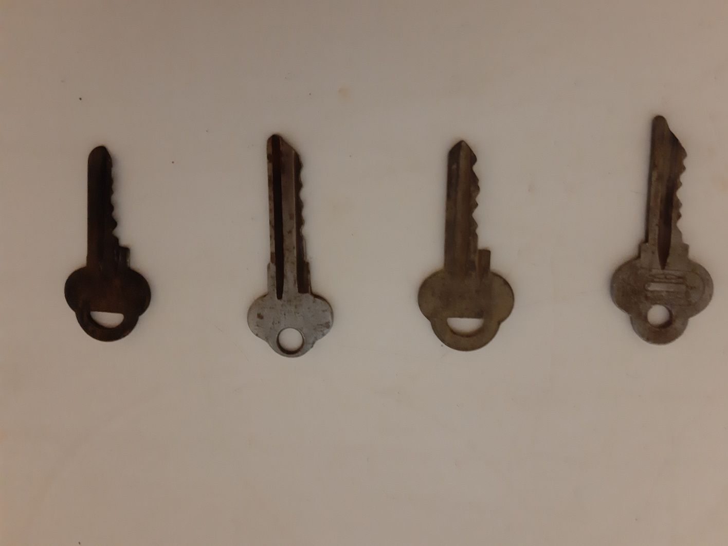 Продам Ключи разные