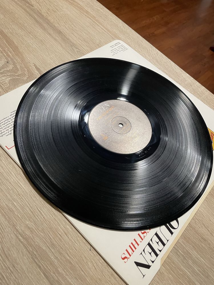 Queen Greatest Hits UK EX 1981 LP
