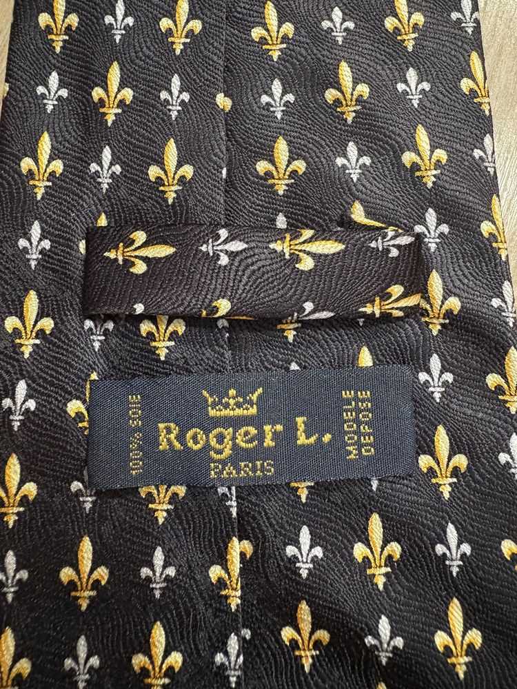 Elegancki męski krawat  Roger L. Paris