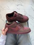 36-45 Nike SB Dunk City Of Love Burgundy Crush
