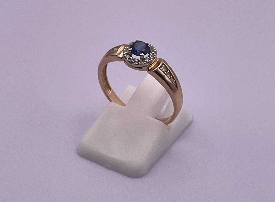 Золота каблучка, вага 1,92 грам Арт. 781