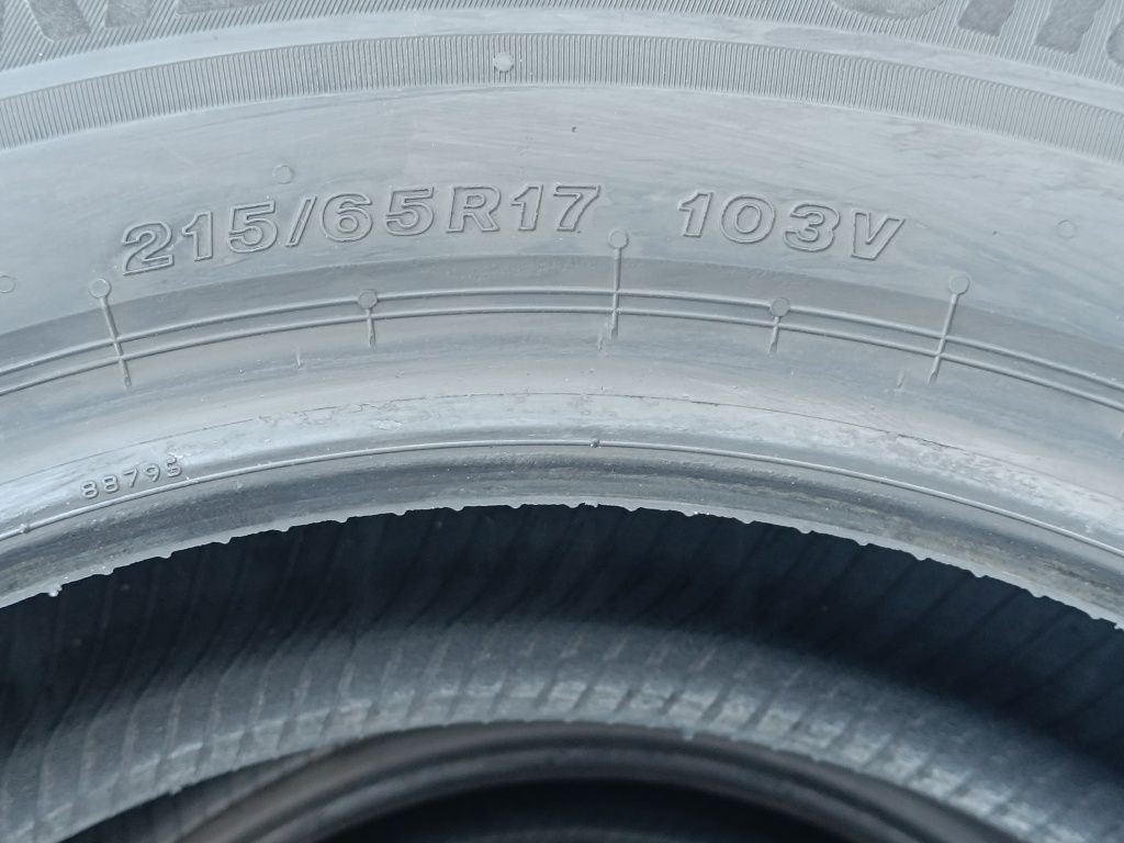 215/65R17 103V Bridgestone Blizzak 6