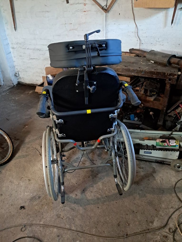 Wozek inwalidzki vermeiren Inovys 2