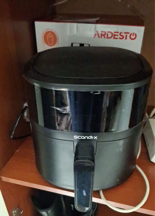 Продам мультипечь и соковыжималку