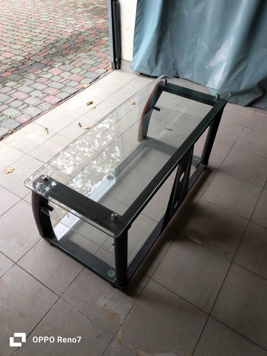 Designerska szklana witryna RTV