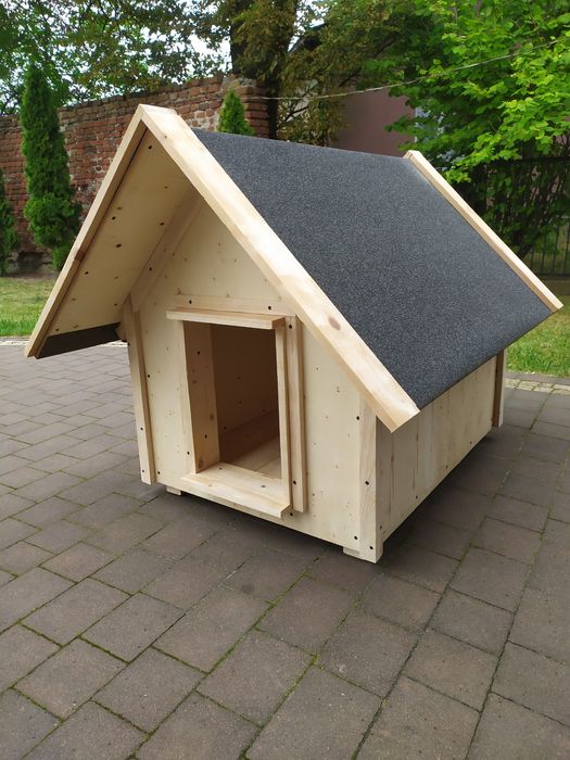 Buda dla psa, ocieplona .