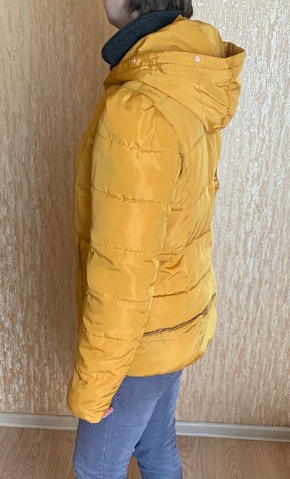 Куртка спортивна весна-осінь