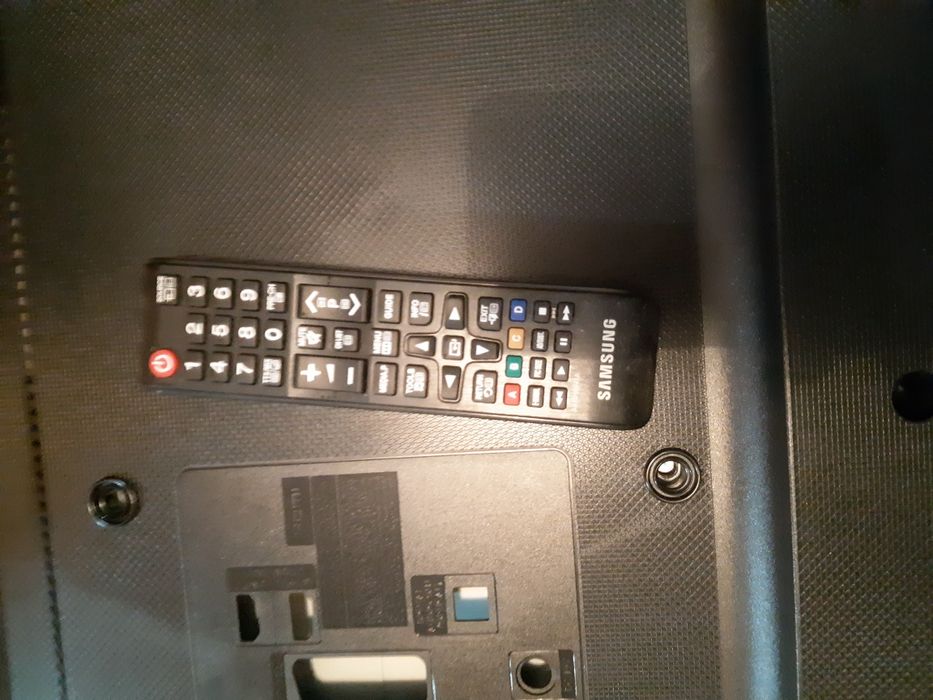 Peças de TV Samsung UE32J4000