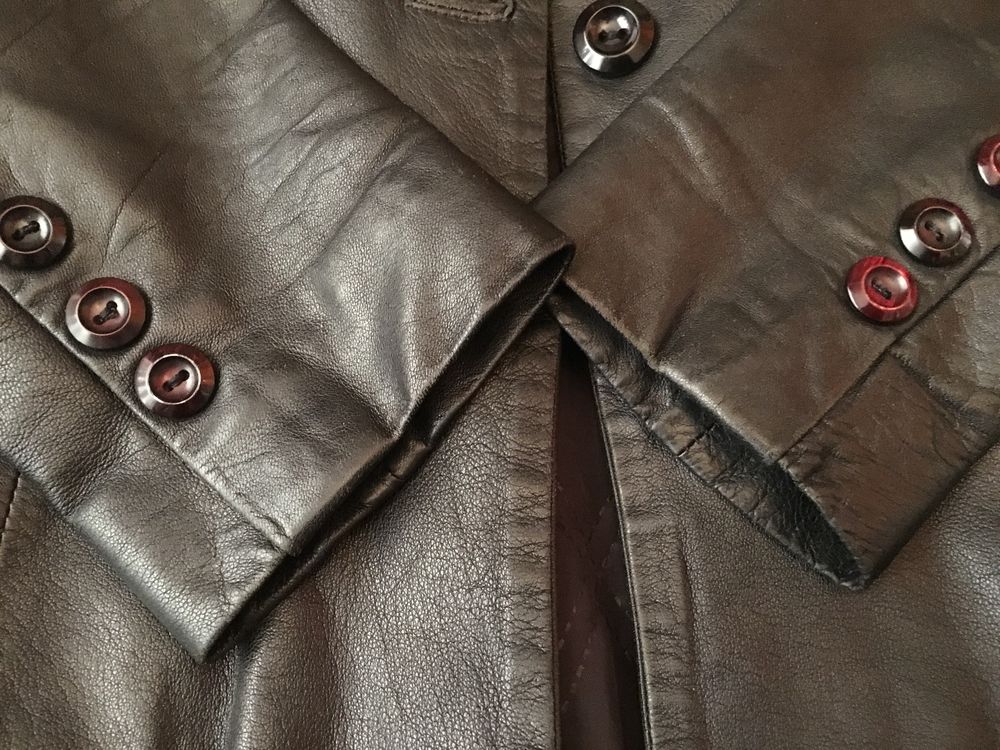 Женский кожаный пиджак 46-48 лайка