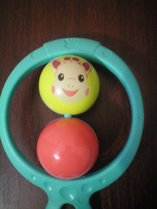 Погремушка Жирафа Софи Франция брязкальце шарики жираф