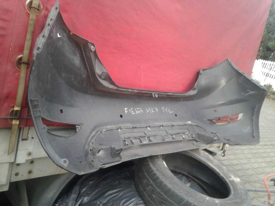 Ford Fiesta MK7 7 Zderzak Tył Tylny pod PDC Czarny Dokładka Dyfuzor