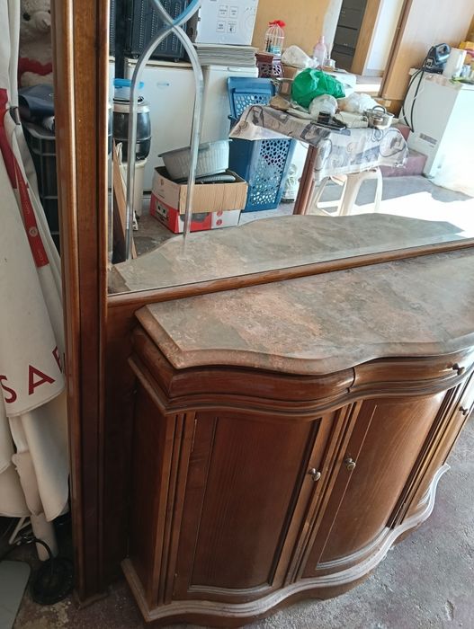 Sapateira em madeira maciça