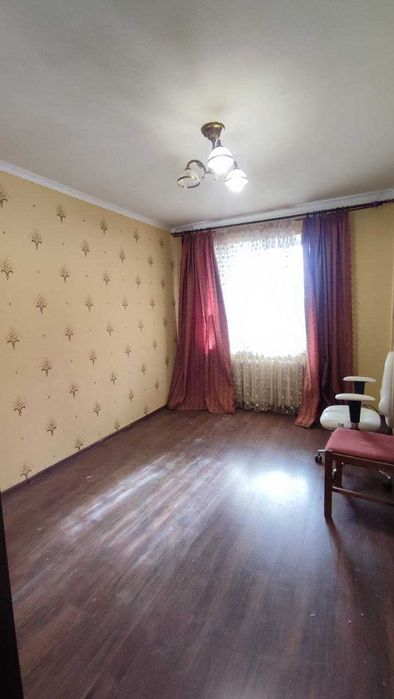 Продам 4 к квартиру ж/м Приднепровск, ул.20 лет Победы 29