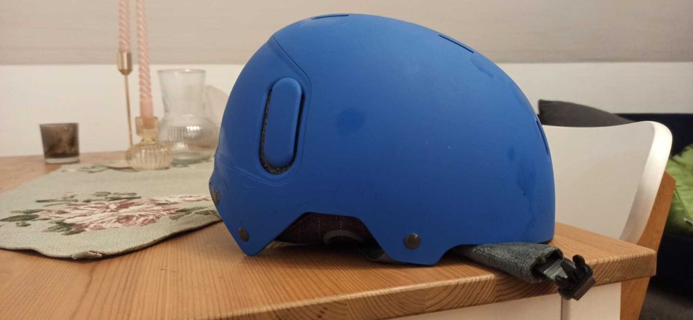 Narty z wyposażeniem