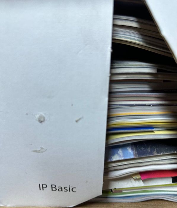 Каталоги путеводители брошури карти