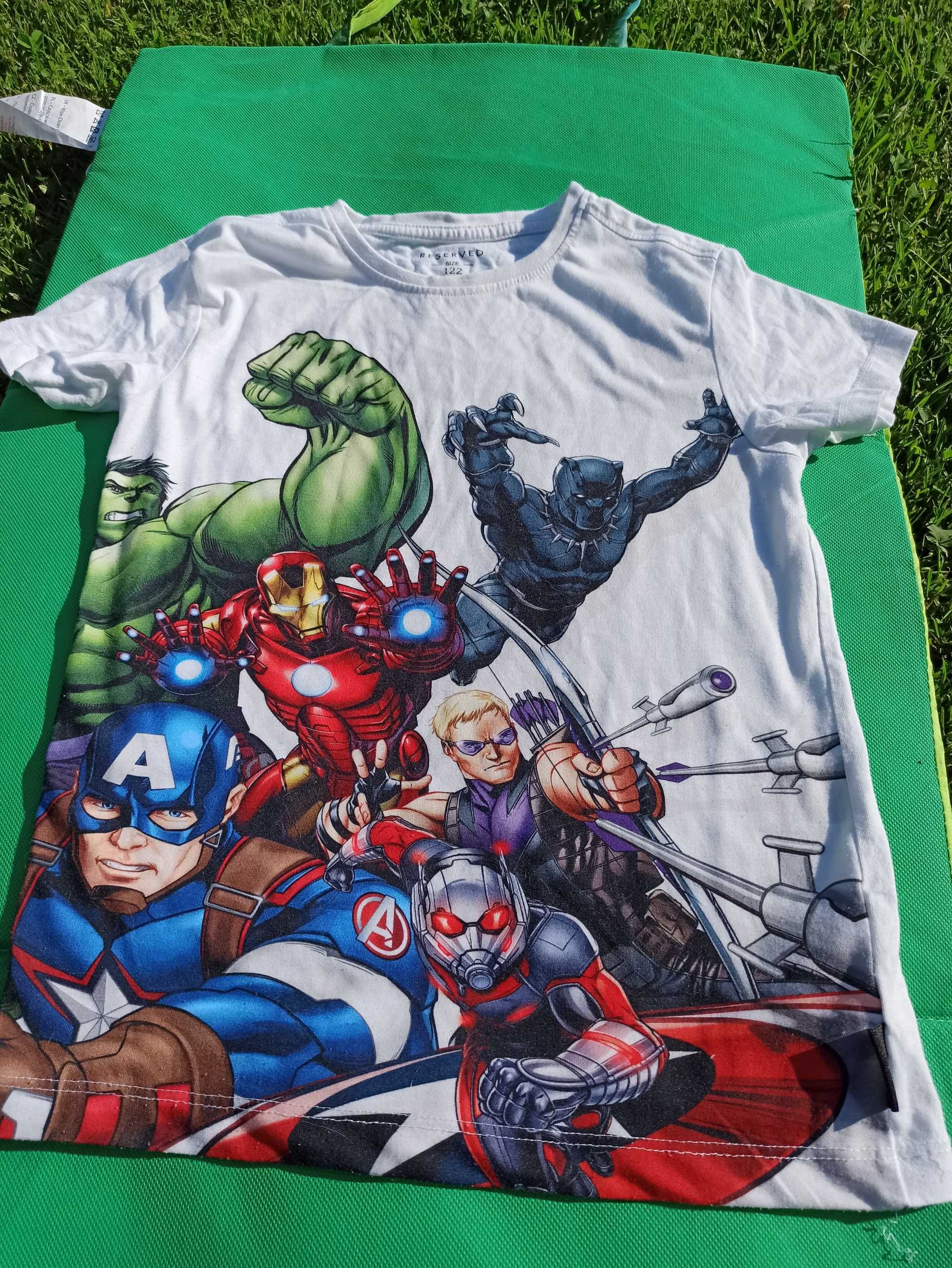 Koszulka dla chłopca r.122 Avengers