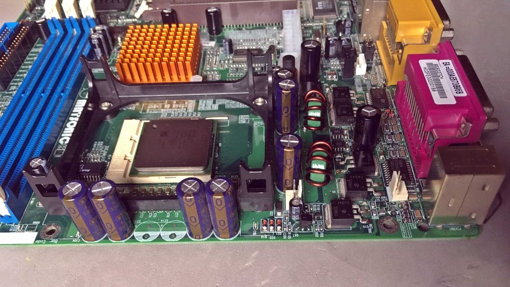 Motherboard MATSONIC MS9337C+ (skt478 - P4), Celeron 2.4G, 1Gb DDR400