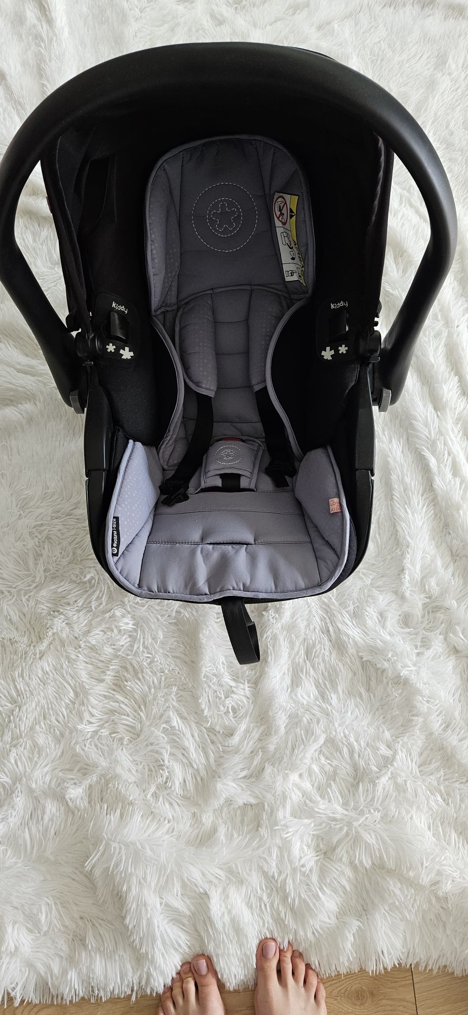 Fotelik kiddy evoluna i size, isofix, wkładka niemowlęca, adaptery