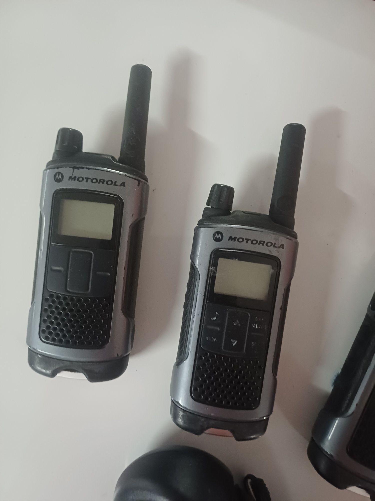 4 radios motorola