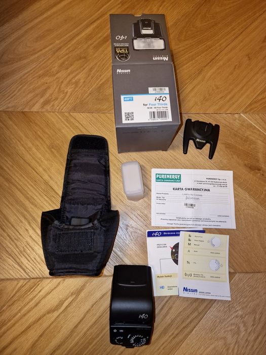 Lampa błyskowa Nissin i40