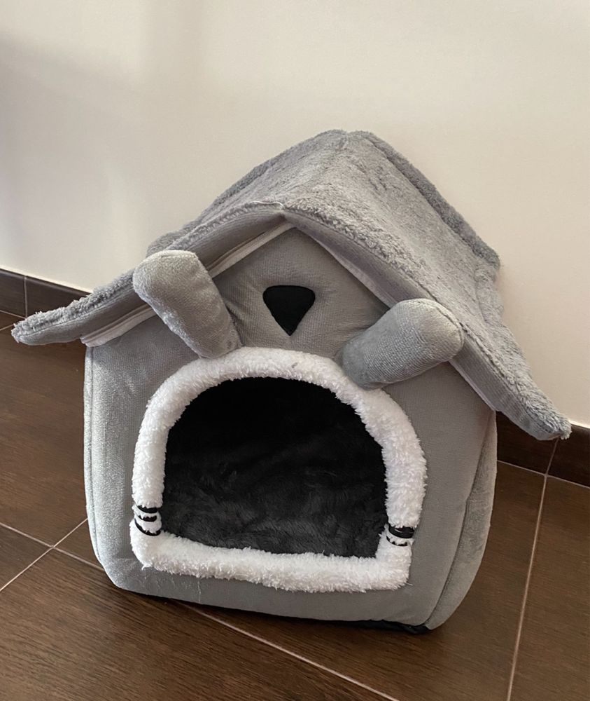 Casa/Cama para cão ou gato de raça pequena