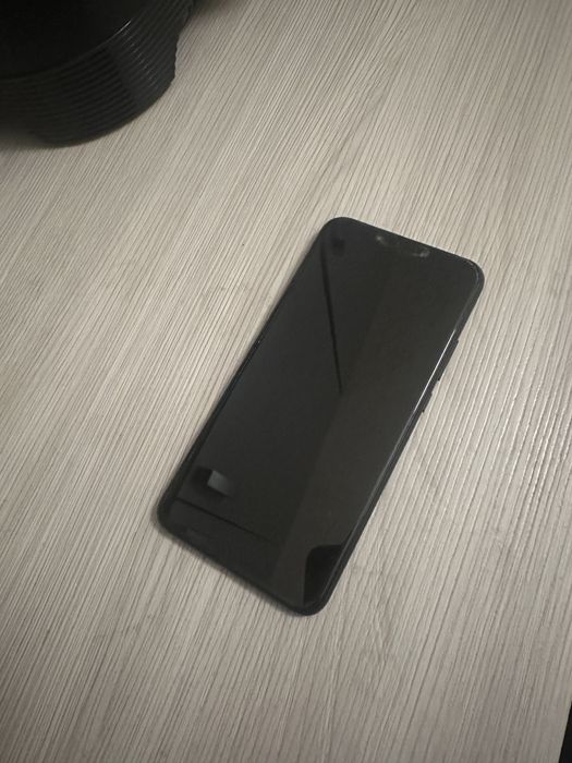 Телефон Huawei  б/у