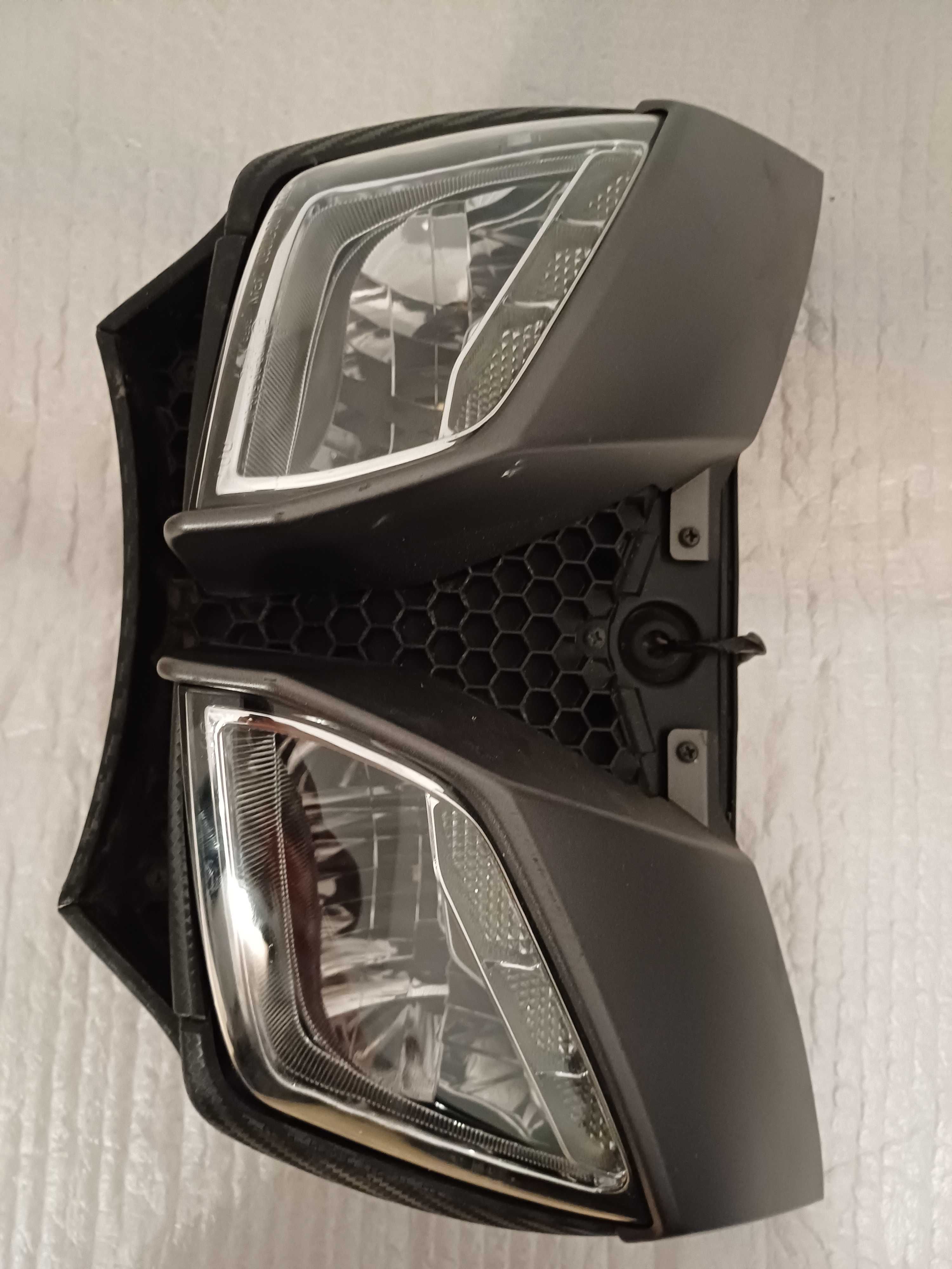 Reflektor Yamaha MT09  Lampa