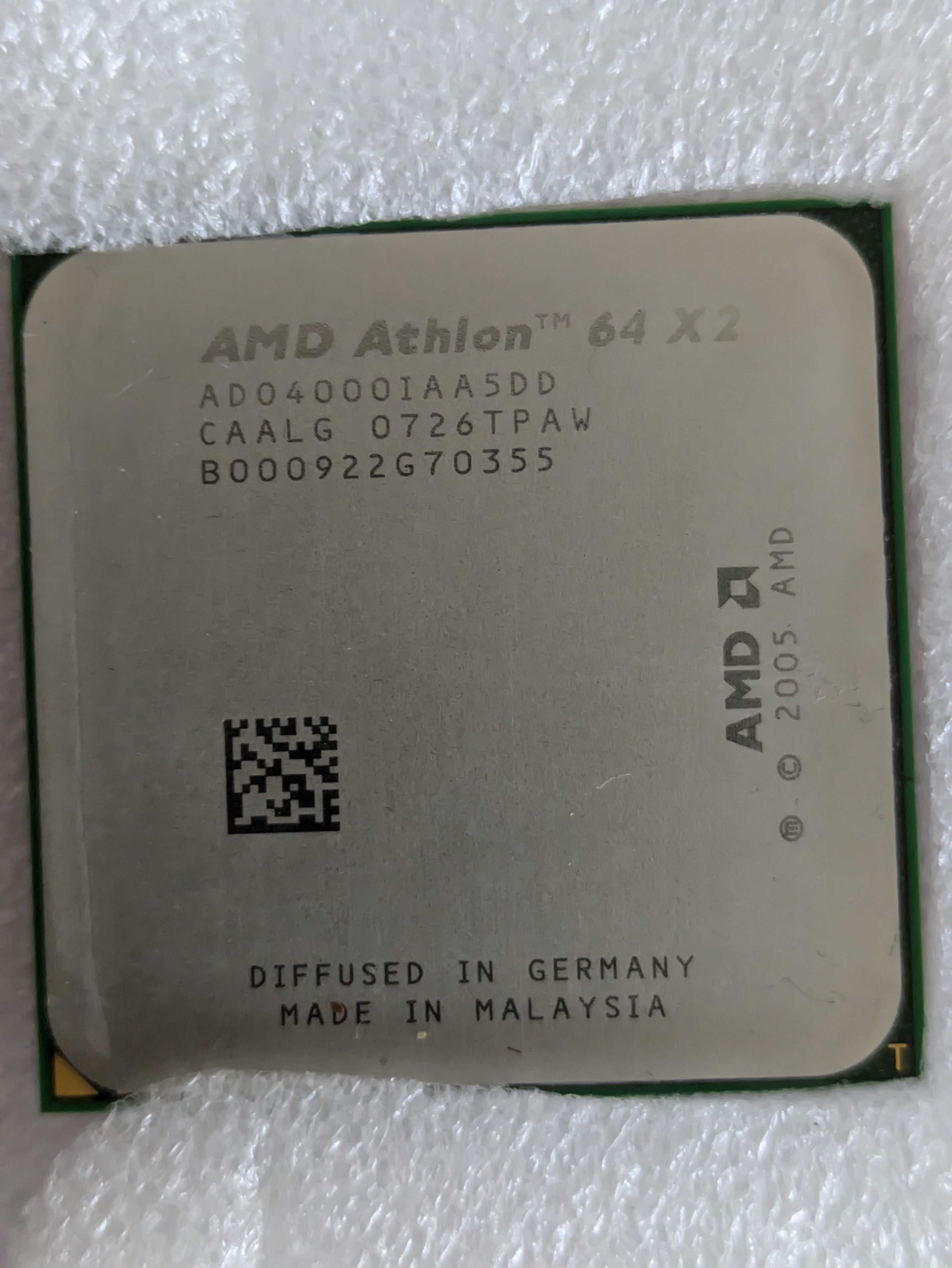 Процесор AMD Athlon 64 X2 4000+, 2 x 2,70 ГГц, 2 x 1 МБ AM2