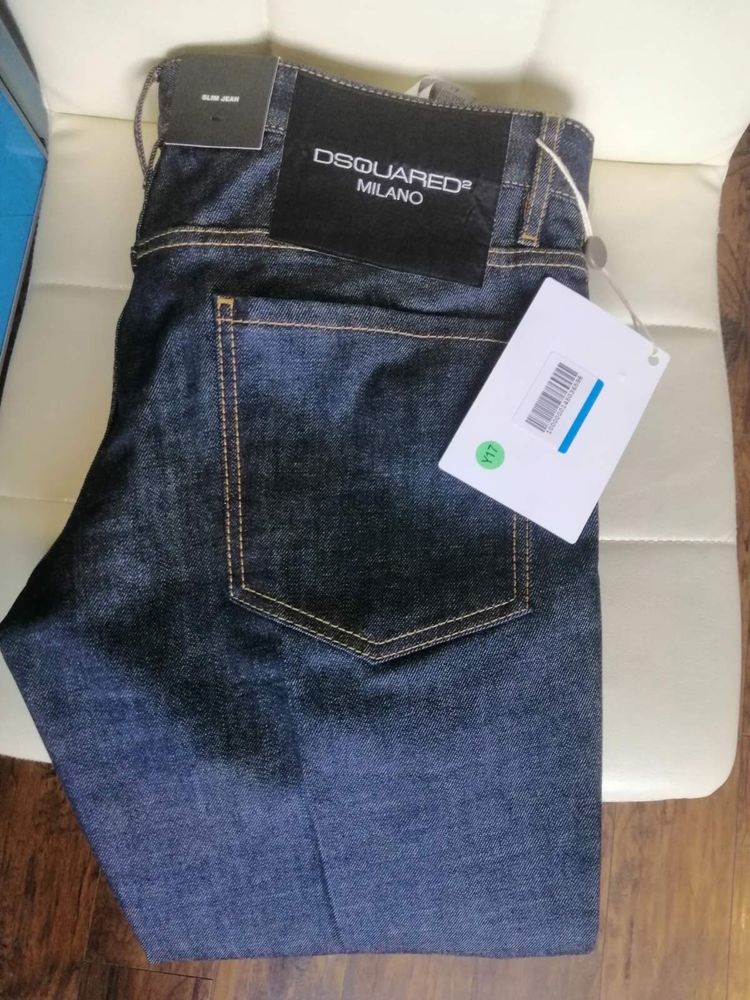 Dsquared2 jeans 54r.  срочно