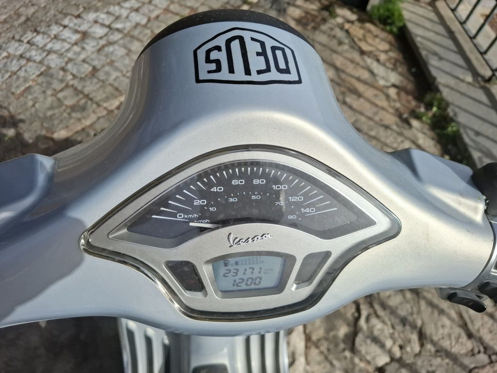 Vespa Primavera 125 Touring (ABS)