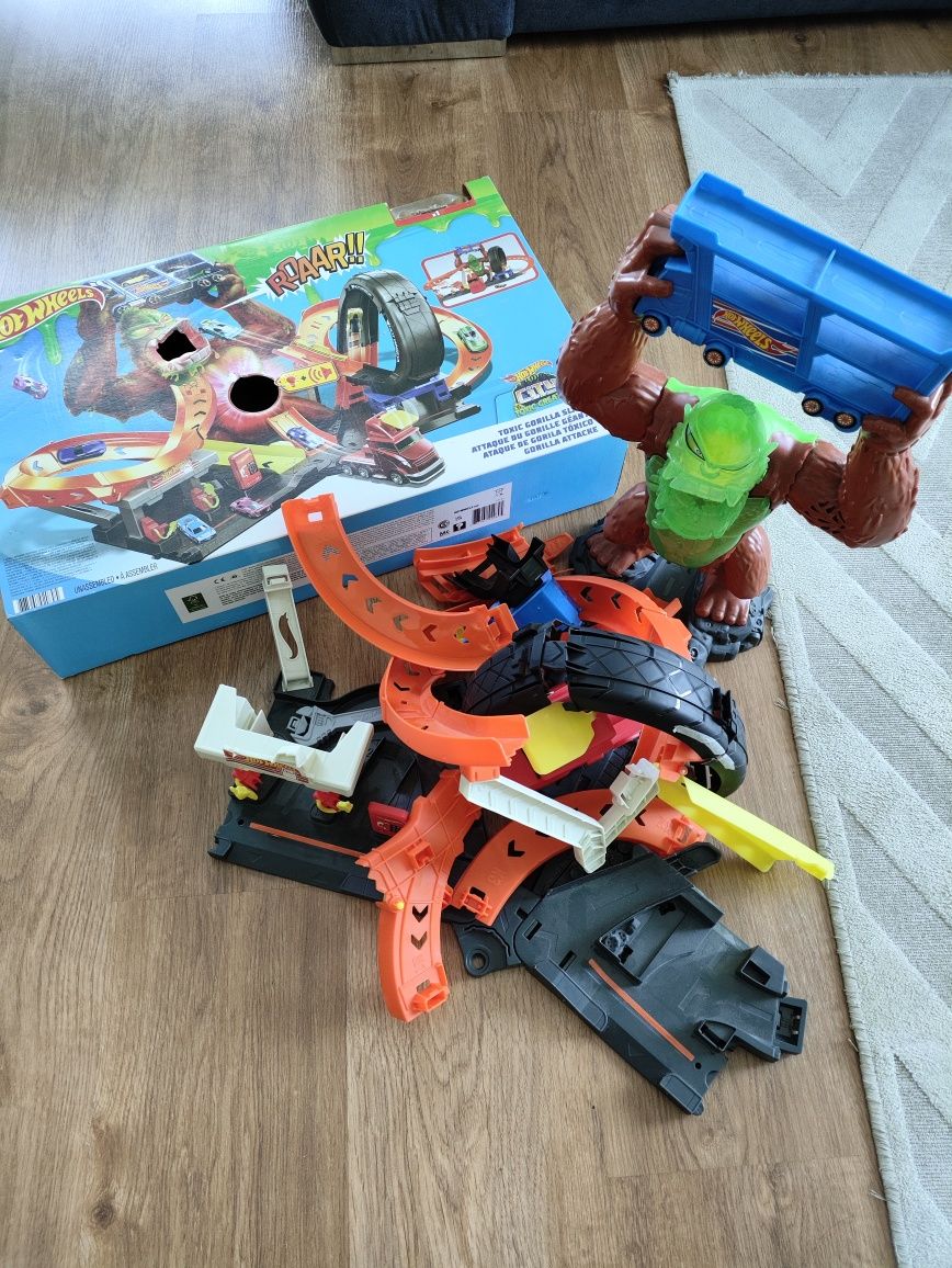 Hot wheels - ataque de gorila tóxico