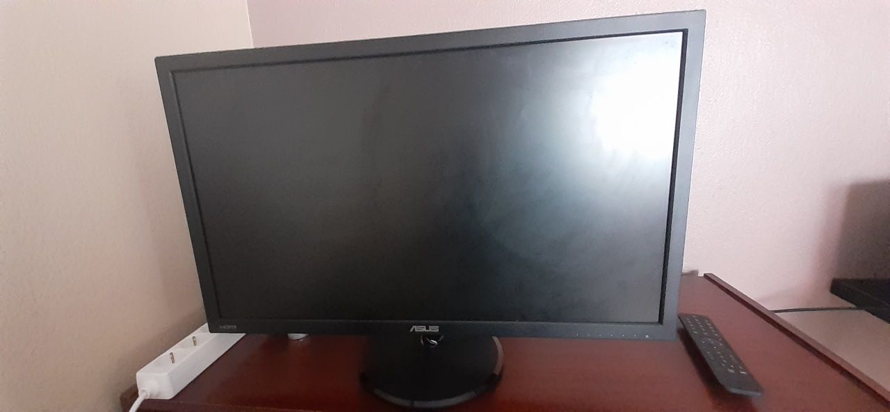 Monitor asus bem conservado