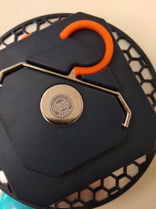 Світлодіодний LED ліхтар Unibrother працює до 20 годин 9900 mAh 30W