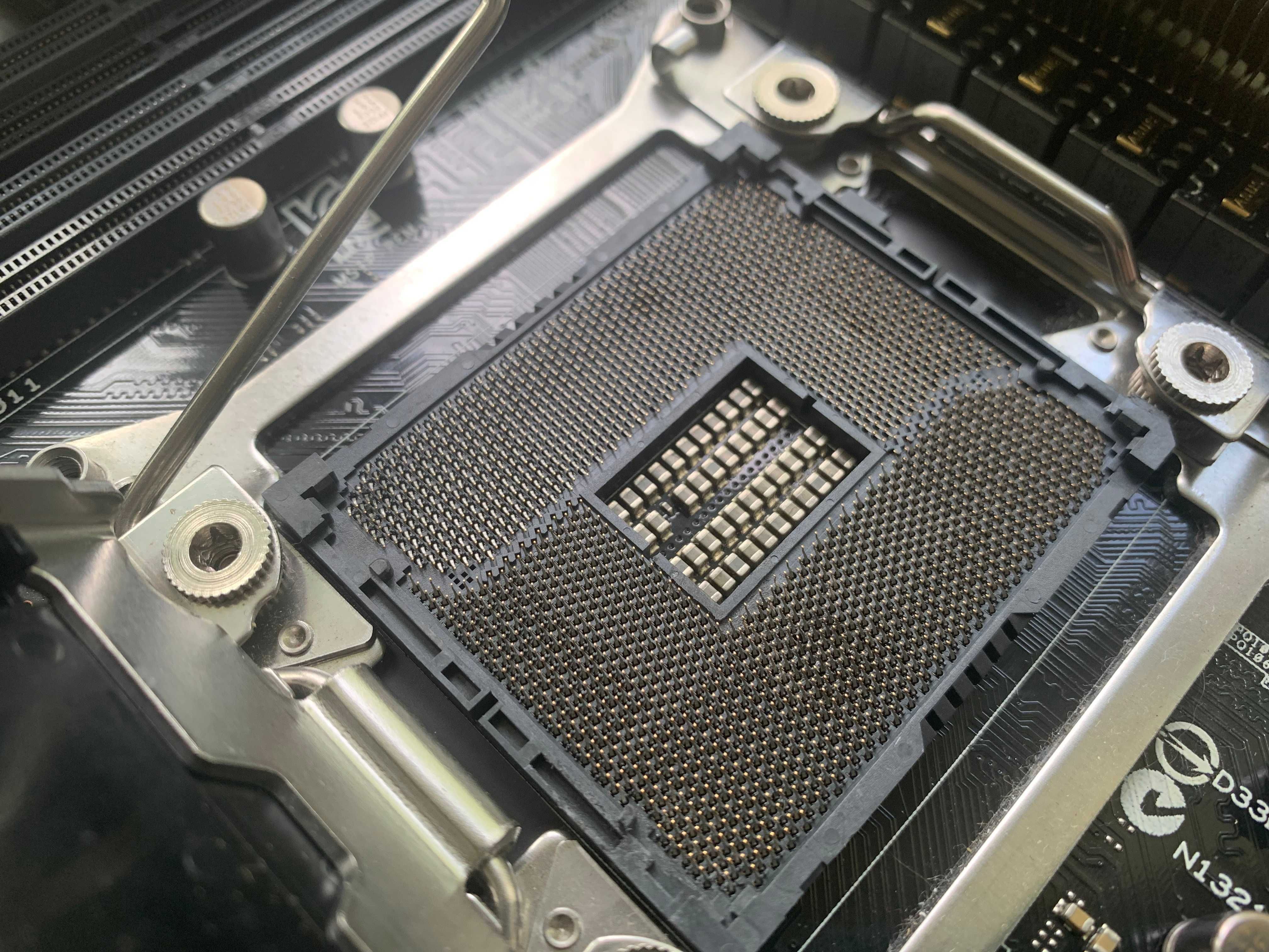 Asus X99-E WS LGA 2011-V3 X99