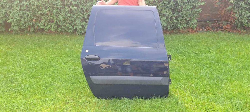 Dacia Logan I drzwi prawe tylne