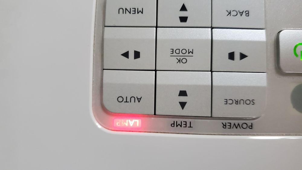BENQ W 1070+.     Відсутня лампа.
