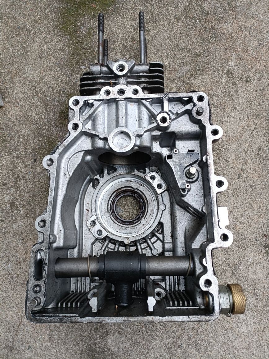 Hatz 1b20 silnik blok karter obudowa cylinder