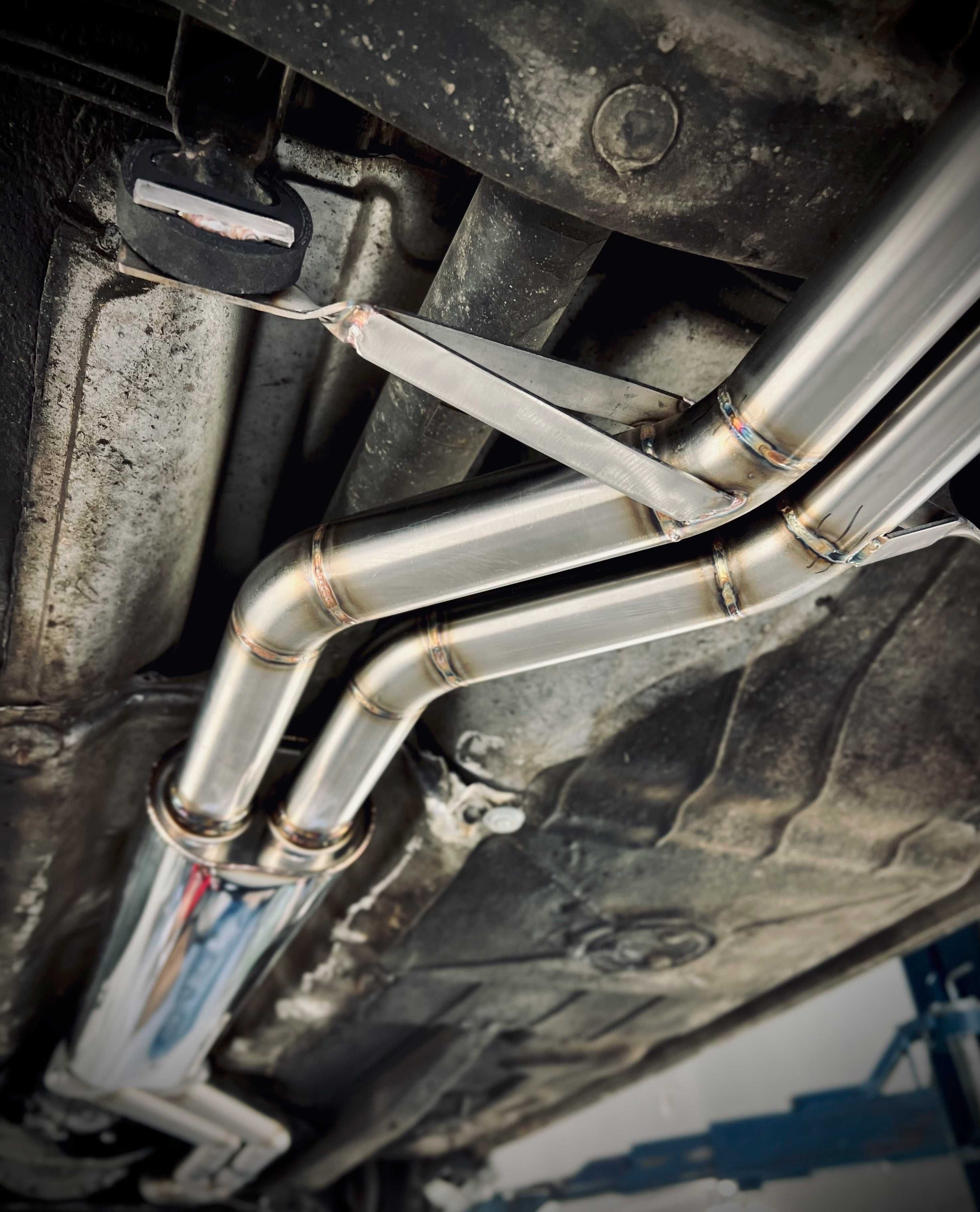 -= BMW E24 6 6er 635 CSi 633 M6 tłumik wydech klasyczny ProCustom -=
