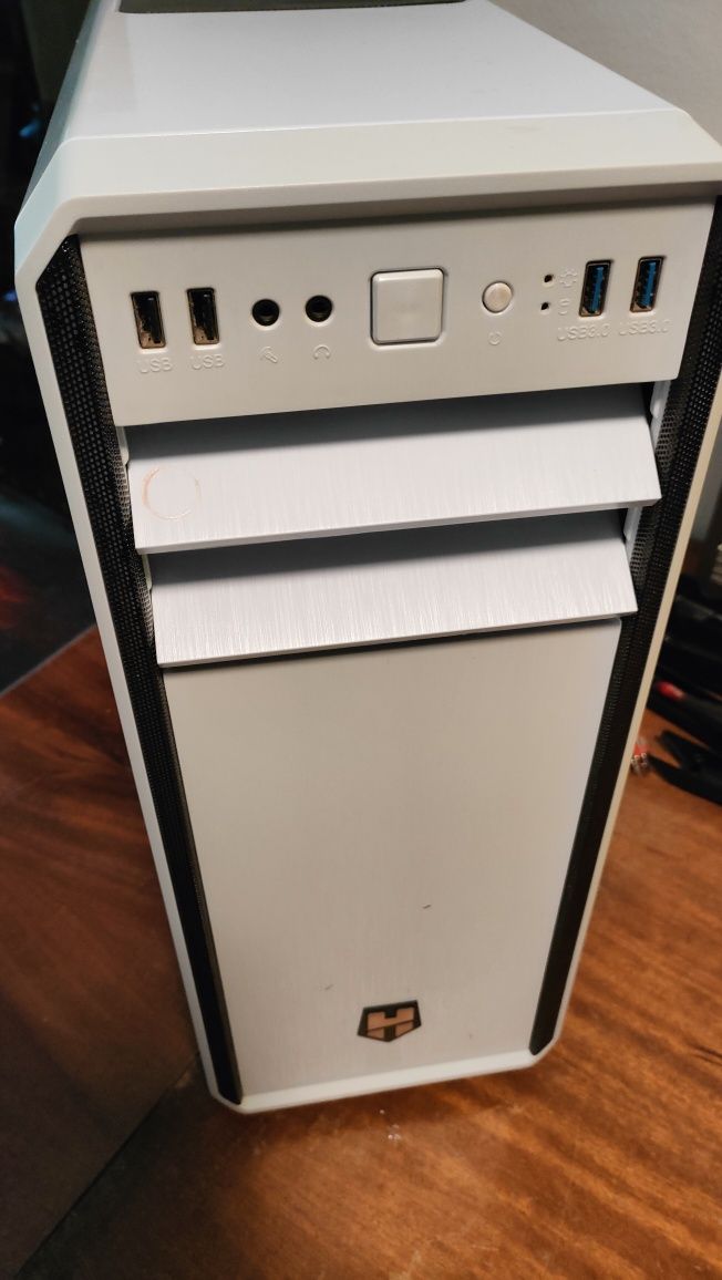 PC gaming usado mas funciona