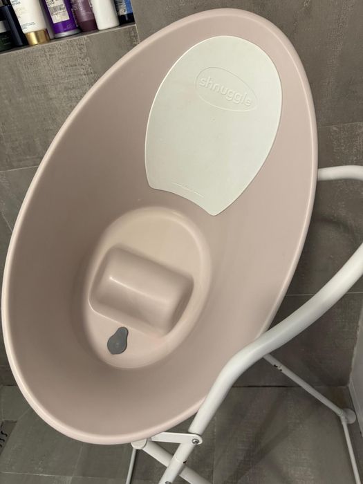 Banheira e pés shnuggle